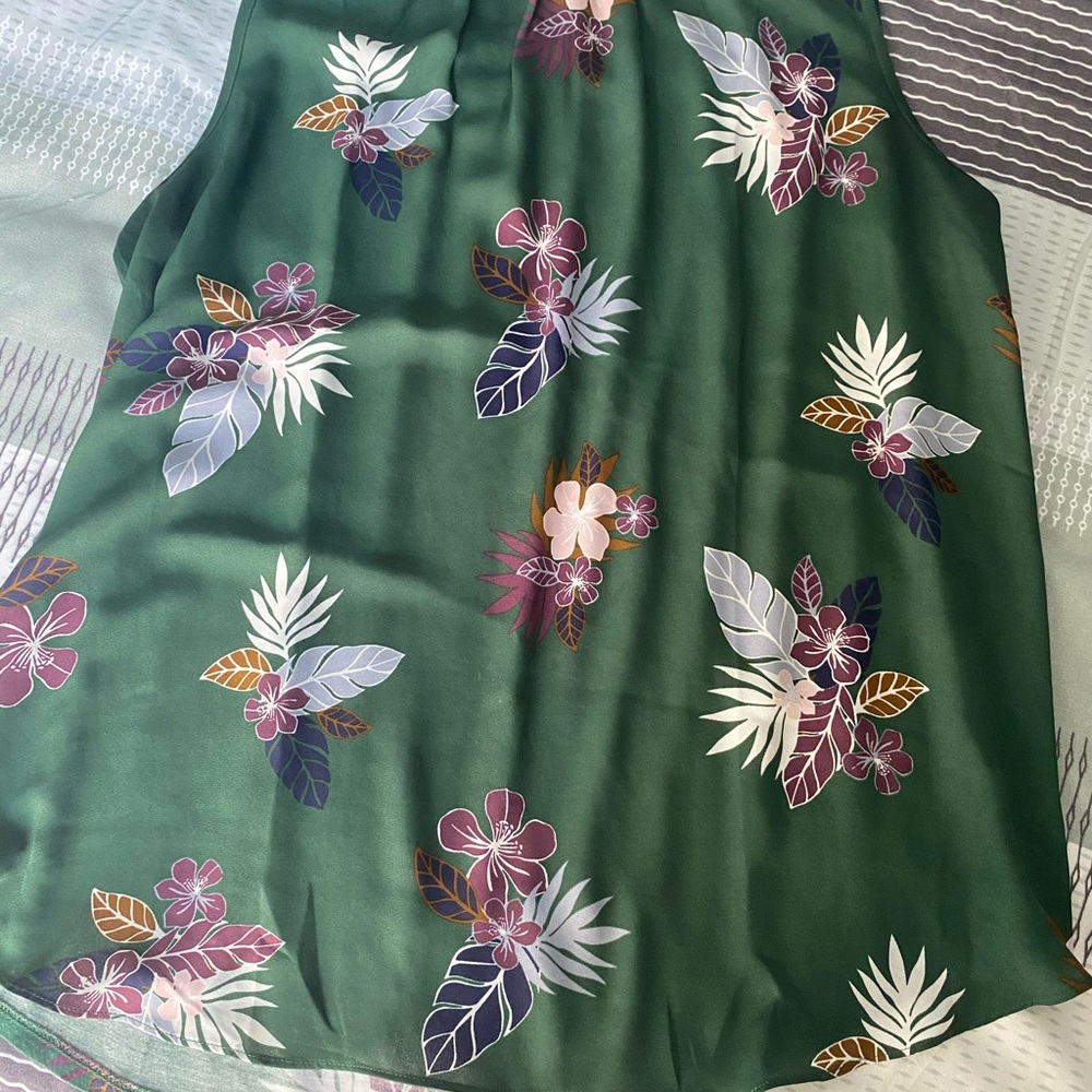 Loft sleeveless top